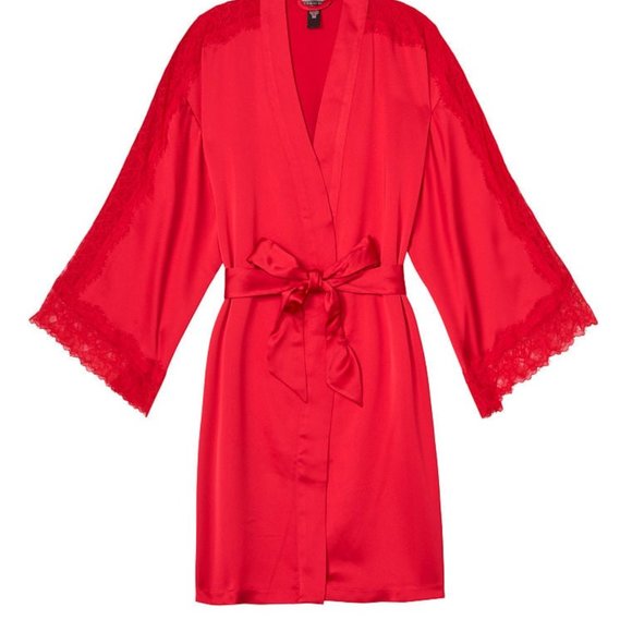 V. S. Robe NWT - Picture 3 of 9